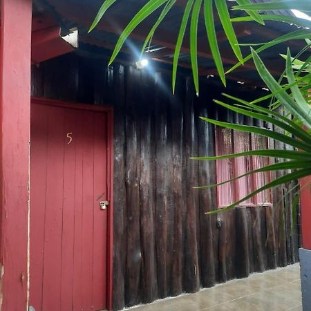 Cabinas El Botecito Muelle Ngoại thất bức ảnh