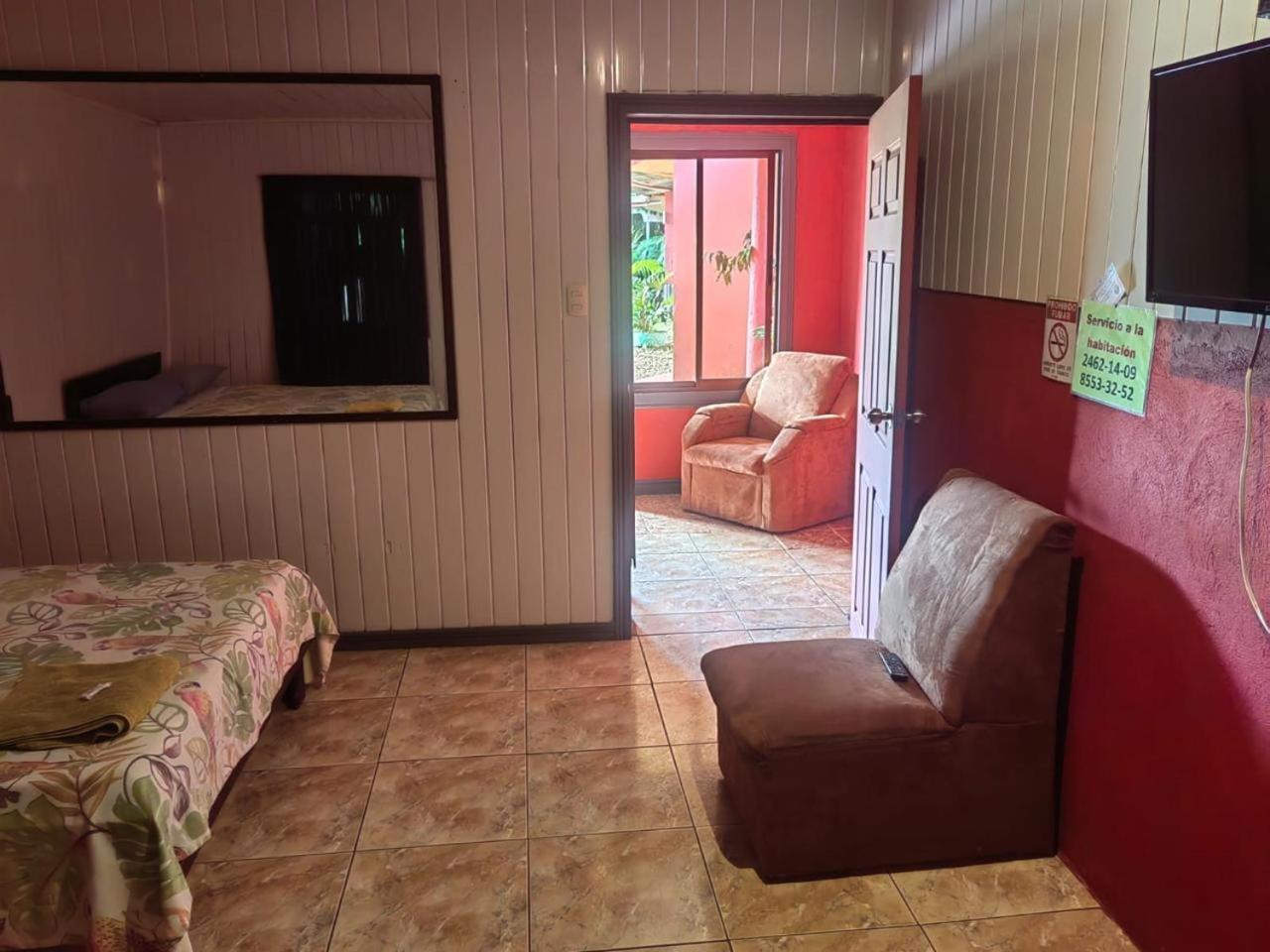 Cabinas El Botecito Muelle Ngoại thất bức ảnh