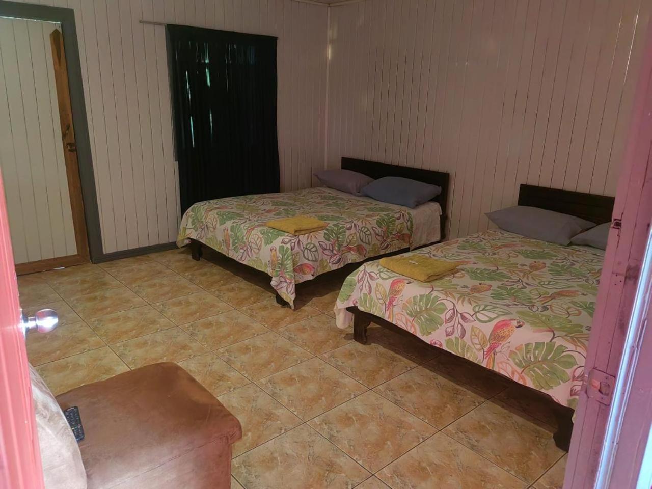 Cabinas El Botecito Muelle Ngoại thất bức ảnh